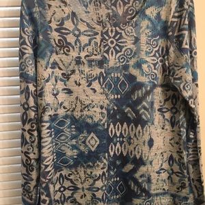 Ladies Brand New Long Sleeved Top